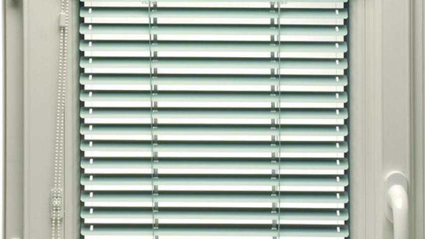 Stores vénitiens - Isolation Service