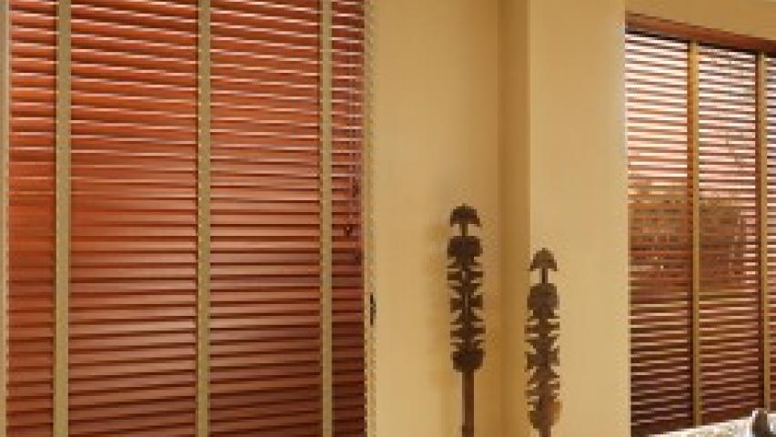 Stores vénitiens bois - Isolation Service