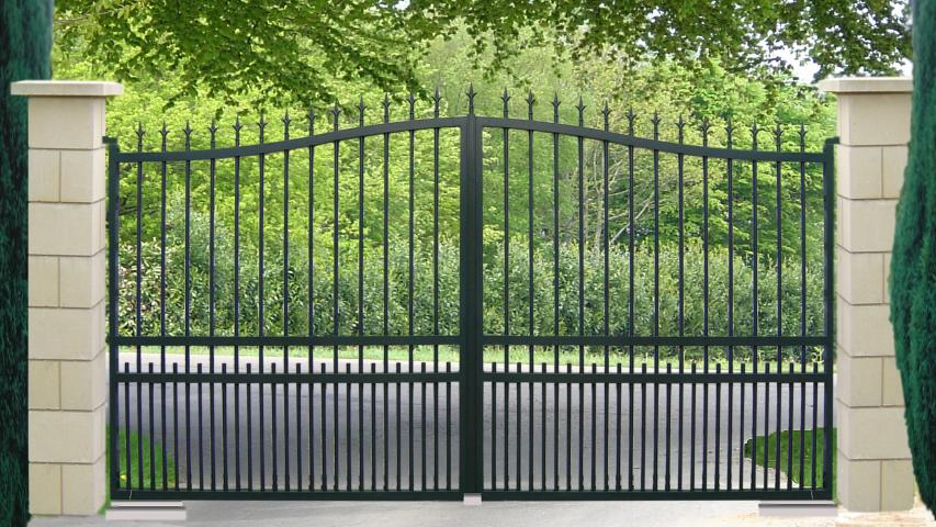 Portail alu ajouré RAl noir 9005 - Isolation Service