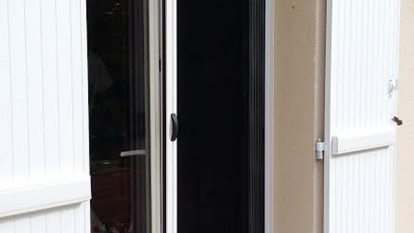 Moustiquaire plissé - Isolation Service