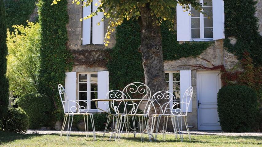 Volet battant bois à lames verticales