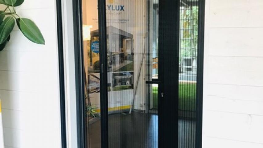 Moustiquaire Plissée - Isolation Service